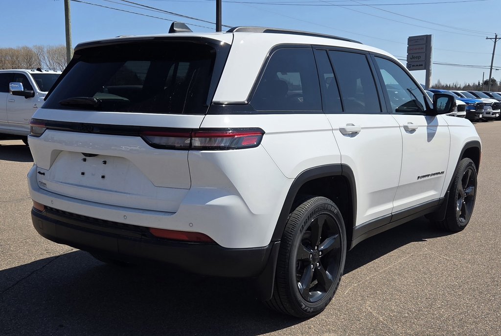 2024 Jeep Grand Cherokee Altitude 4x4 in Montague, Prince Edward Island - 3 - w1024h768px