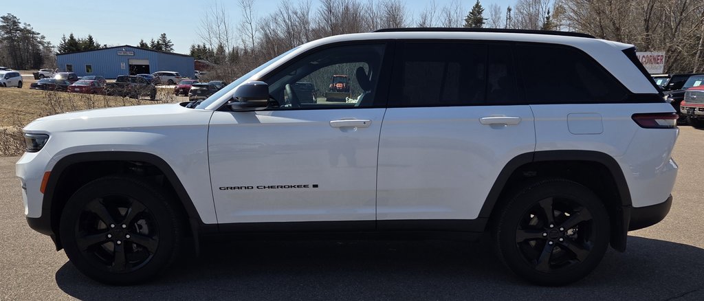 2024 Jeep Grand Cherokee Altitude 4x4 in Montague, Prince Edward Island - 6 - w1024h768px