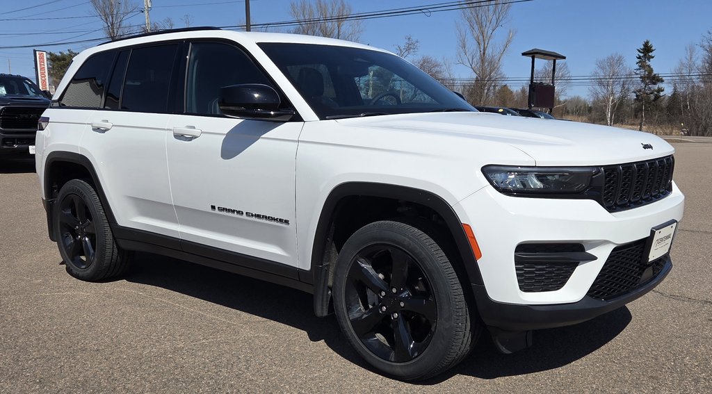 2024 Jeep Grand Cherokee Altitude 4x4 in Montague, Prince Edward Island - 1 - w1024h768px