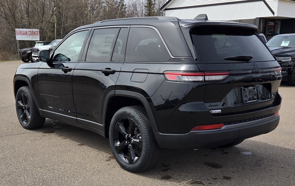 2026 Jeep Grand Cherokee LIMITED in Montague, Prince Edward Island - 5 - w1024h768px