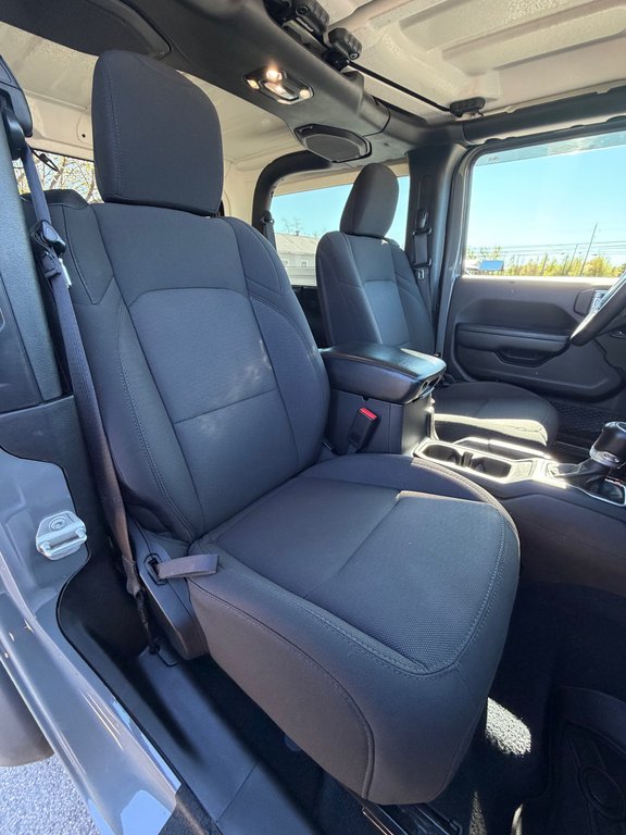 2023 Jeep Wrangler Sport S 4x4 in Montague, Prince Edward Island - 16 - w1024h768px