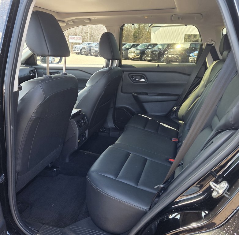 2024 Nissan Rogue SL AWD in Montague, Prince Edward Island - 12 - w1024h768px