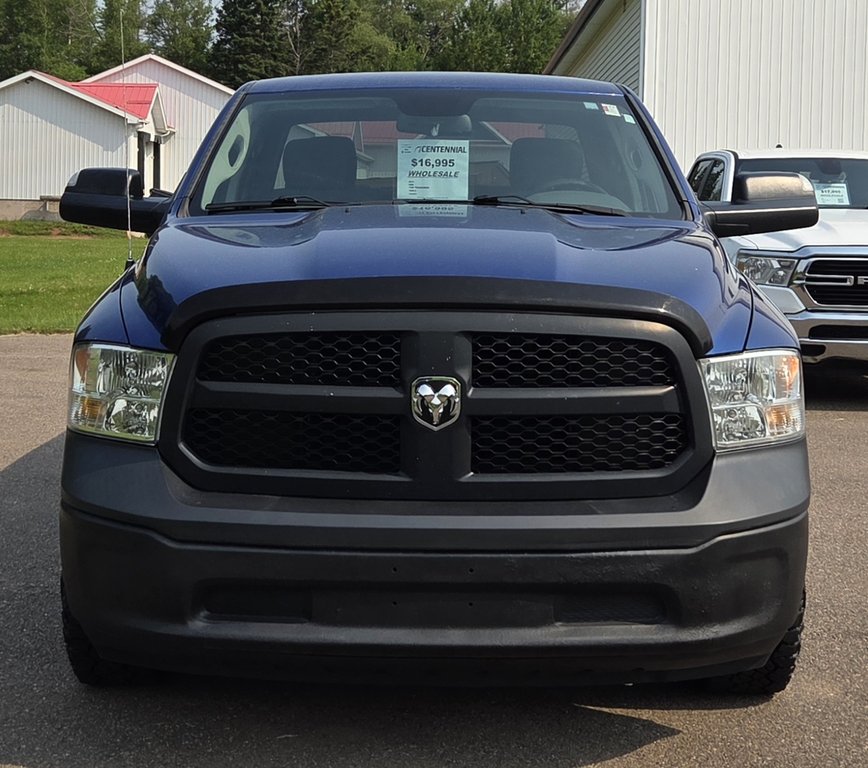 2017 Ram 1500 Tradesman Crew Cab 4x4 in Montague, Prince Edward Island - 8 - w1024h768px