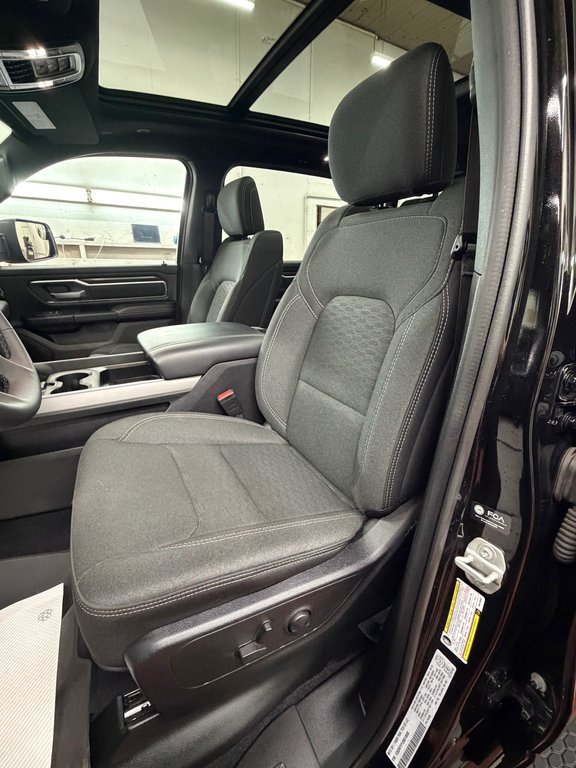 2025 Ram 1500 Big Horn Night 4x4 Crew Cab in Montague, Prince Edward Island - 10 - w1024h768px