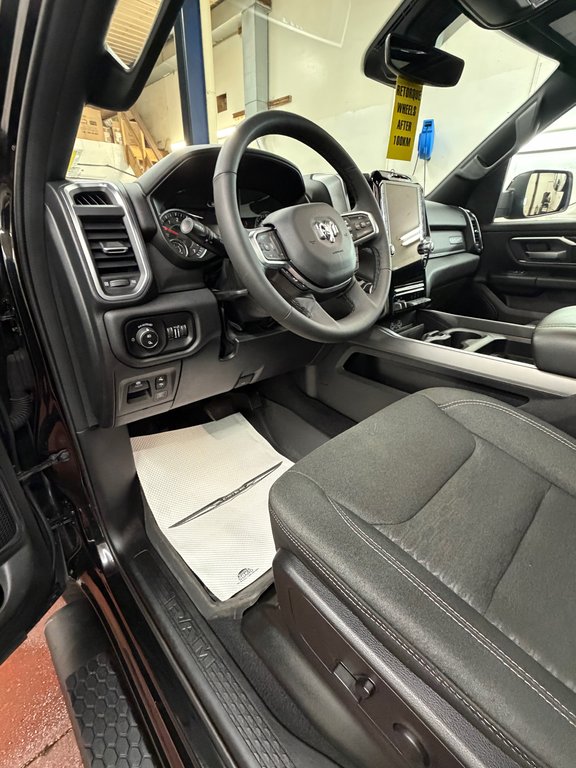 2025 Ram 1500 Big Horn Night 4x4 Crew Cab in Montague, Prince Edward Island - 9 - w1024h768px