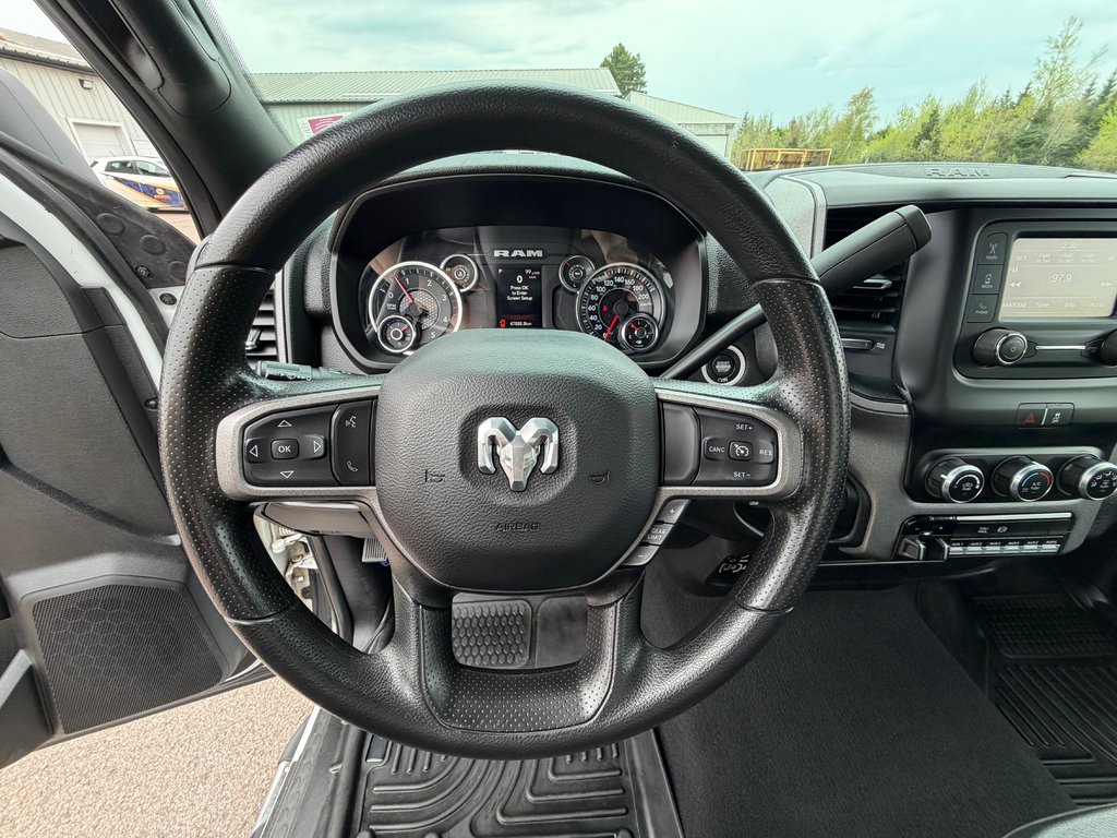 Ram 3500 Tradesman 2023 à Montague, Île-du-Prince-Édouard - 11 - w1024h768px