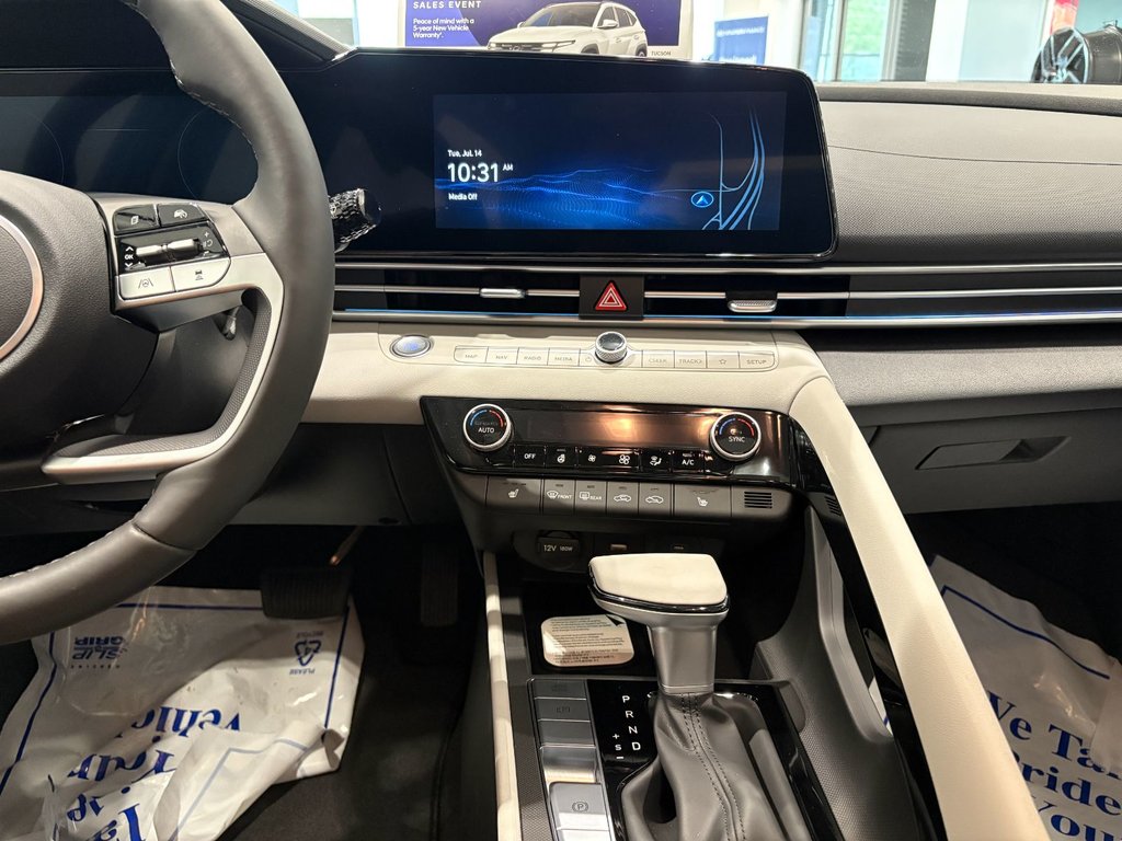 2026 Hyundai ELANTRA HYBRID LUXURY in New Glasgow, Nova Scotia - 10 - w1024h768px