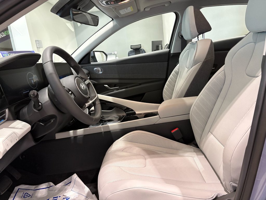 2026 Hyundai ELANTRA HYBRID LUXURY in New Glasgow, Nova Scotia - 12 - w1024h768px