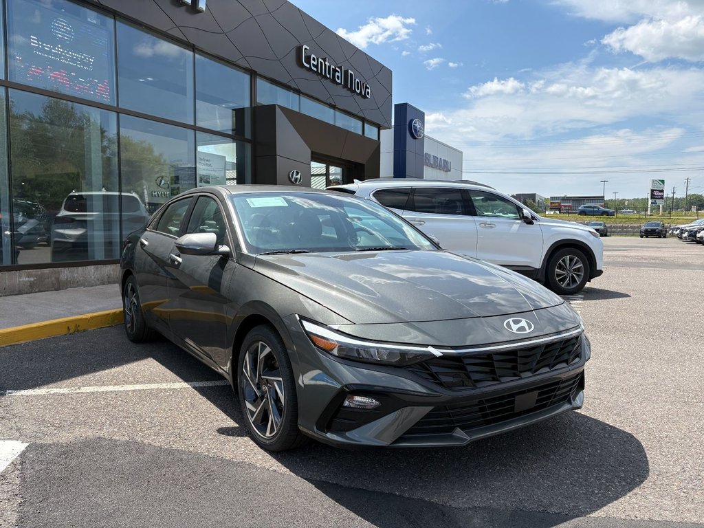 Hyundai ELANTRA HYBRID LUXURY 2026 à New Glasgow, Nouvelle-Écosse - 7 - w1024h768px