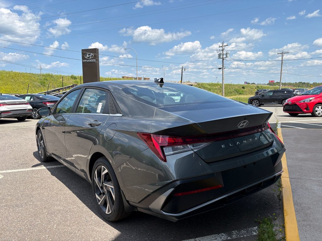 Hyundai ELANTRA HYBRID LUXURY 2026 à New Glasgow, Nouvelle-Écosse - 3 - w1024h768px