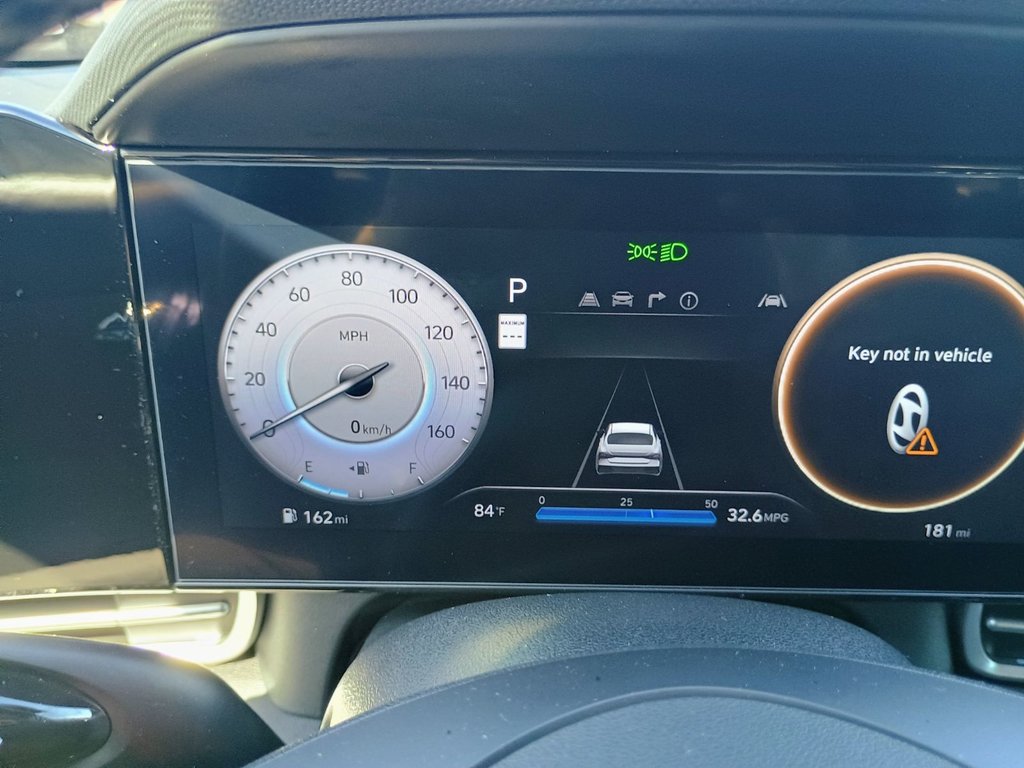 2025 Hyundai Elantra PREFERRED in New Glasgow, Nova Scotia - 9 - w1024h768px