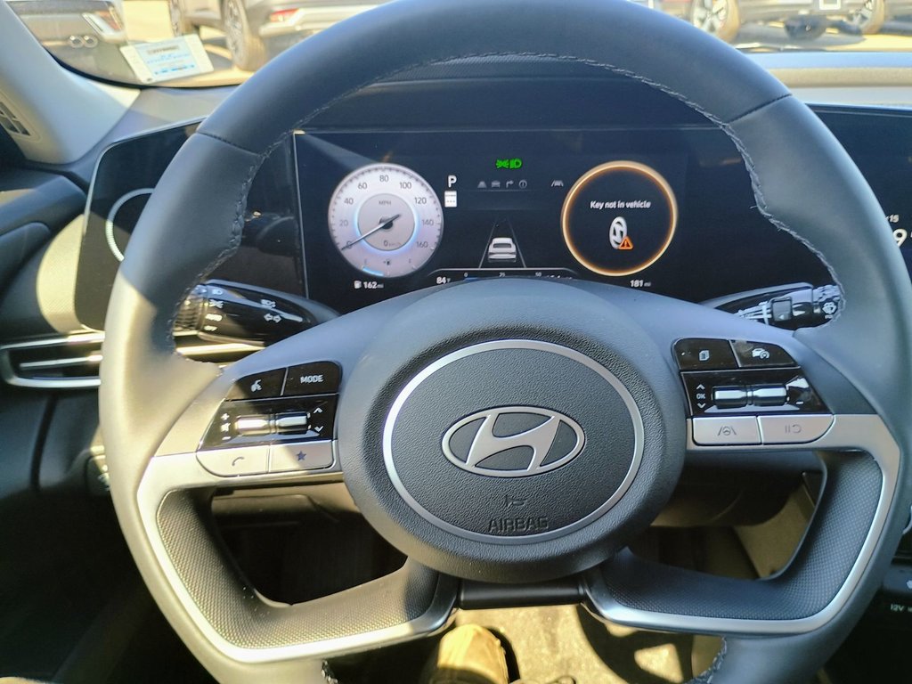 2025 Hyundai Elantra PREFERRED in New Glasgow, Nova Scotia - 11 - w1024h768px