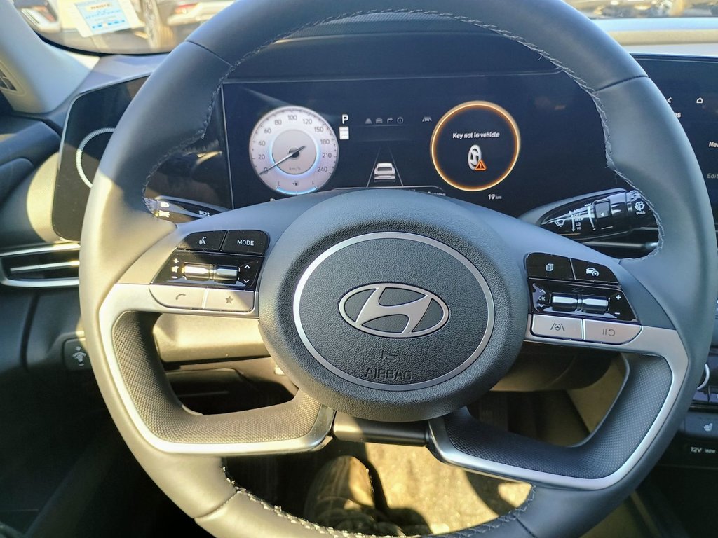 2025 Hyundai Elantra PREFERRED in New Glasgow, Nova Scotia - 11 - w1024h768px