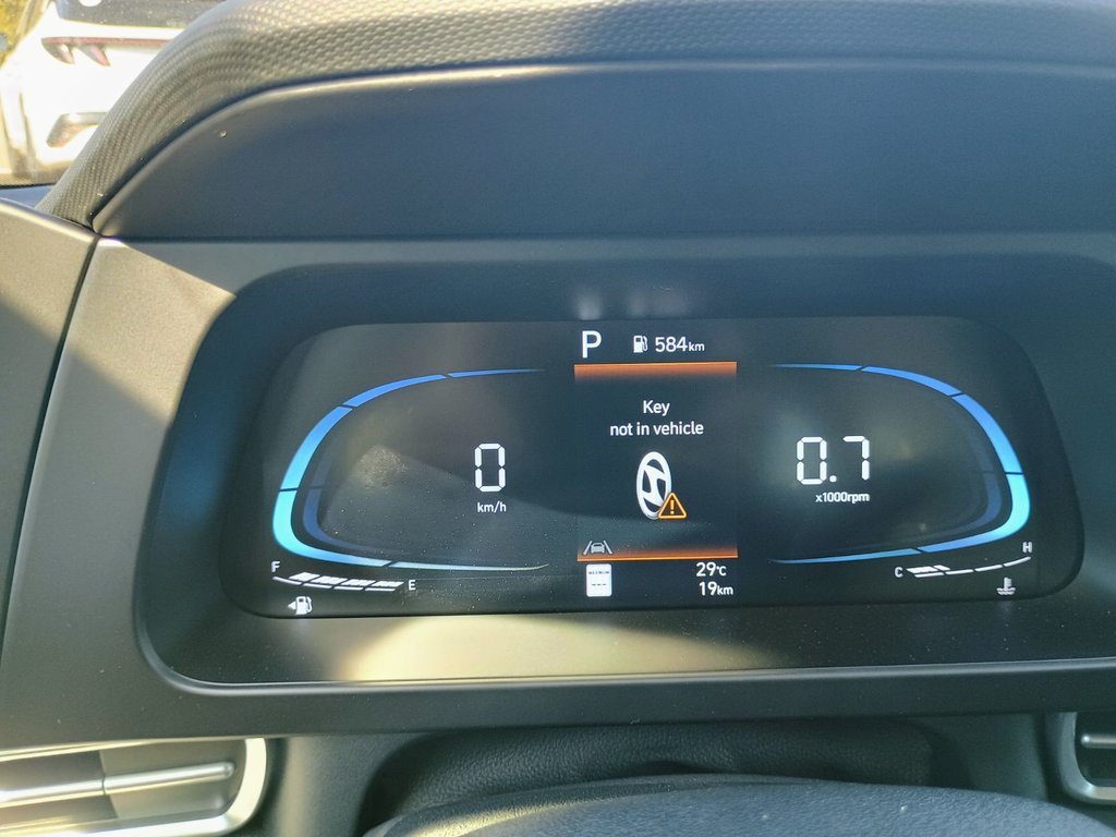 2025 Hyundai Elantra PREFERRED in New Glasgow, Nova Scotia - 9 - w1024h768px