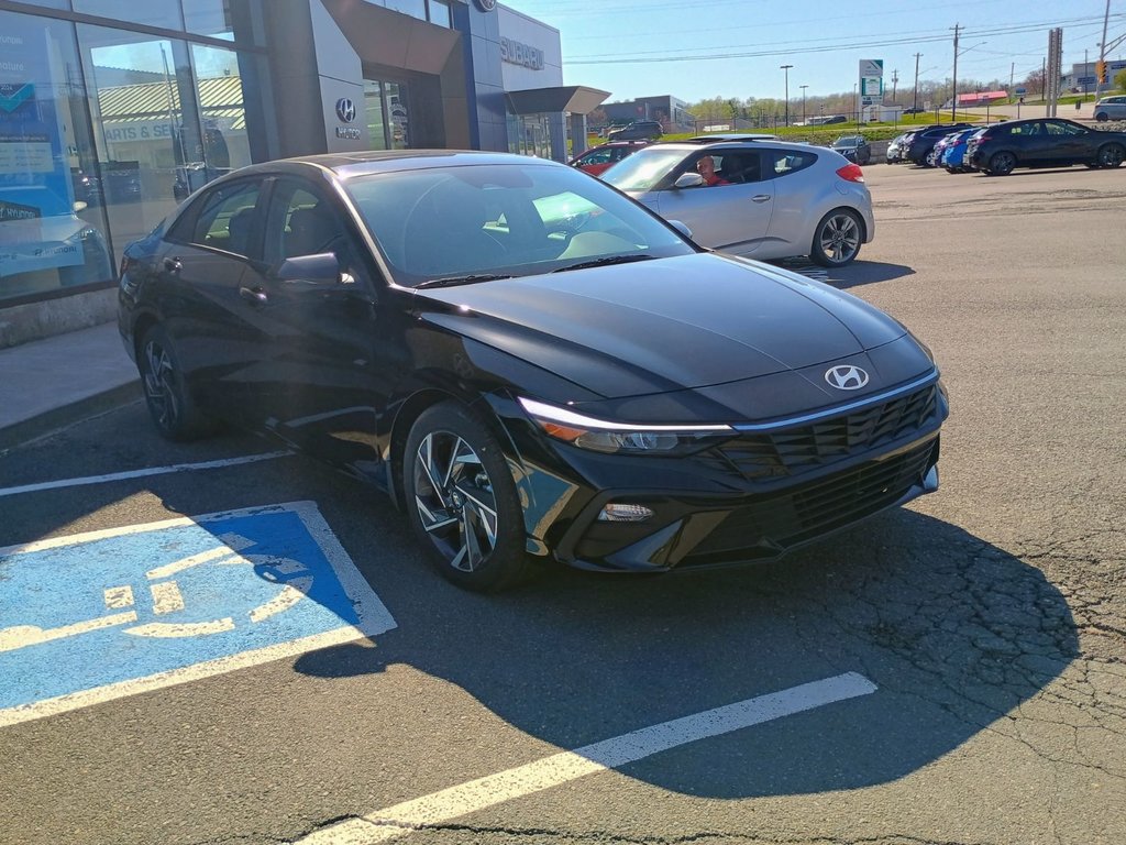 Hyundai Elantra PREFERRED 2025 à New Glasgow, Nouvelle-Écosse - 7 - w1024h768px