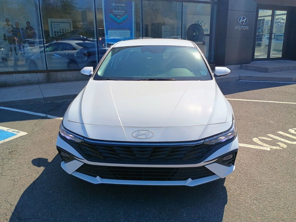 Hyundai Elantra ESSENTIAL 2025 à New Glasgow, Nouvelle-Écosse - 8 - w1024h768px