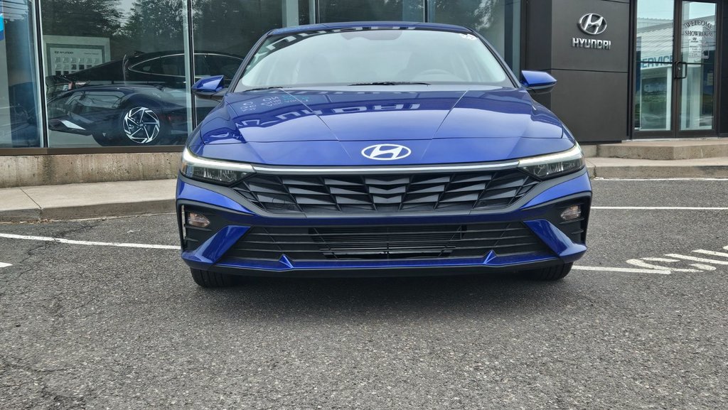 2025 Hyundai Elantra PREFERRED in New Glasgow, Nova Scotia - 8 - w1024h768px