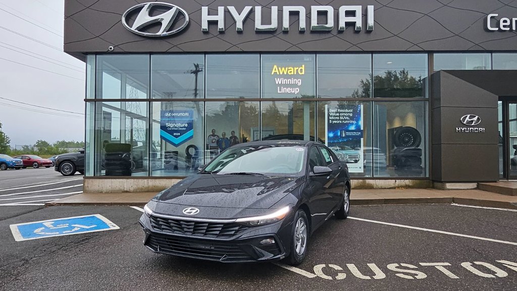 2025 Hyundai Elantra ESSENTIAL in New Glasgow, Nova Scotia - 1 - w1024h768px