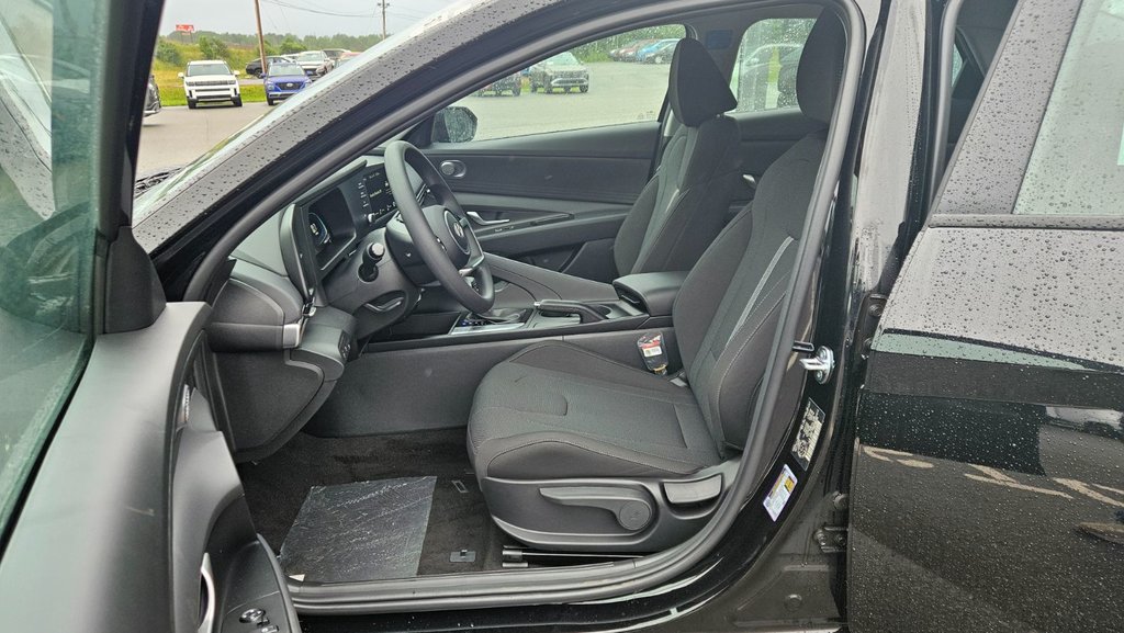 2025 Hyundai Elantra ESSENTIAL in New Glasgow, Nova Scotia - 11 - w1024h768px