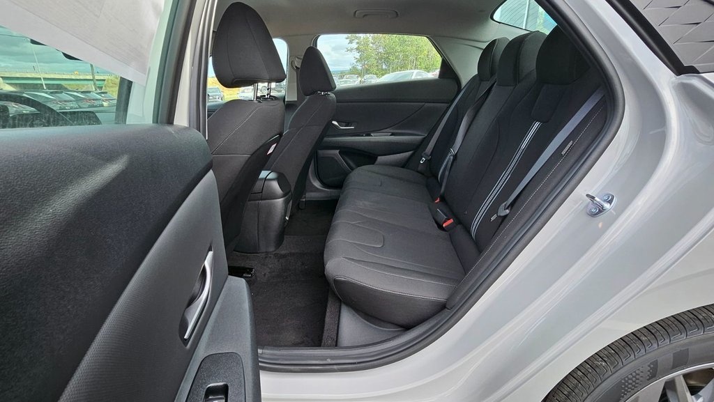 2025 Hyundai Elantra PREFERRED in New Glasgow, Nova Scotia - 12 - w1024h768px