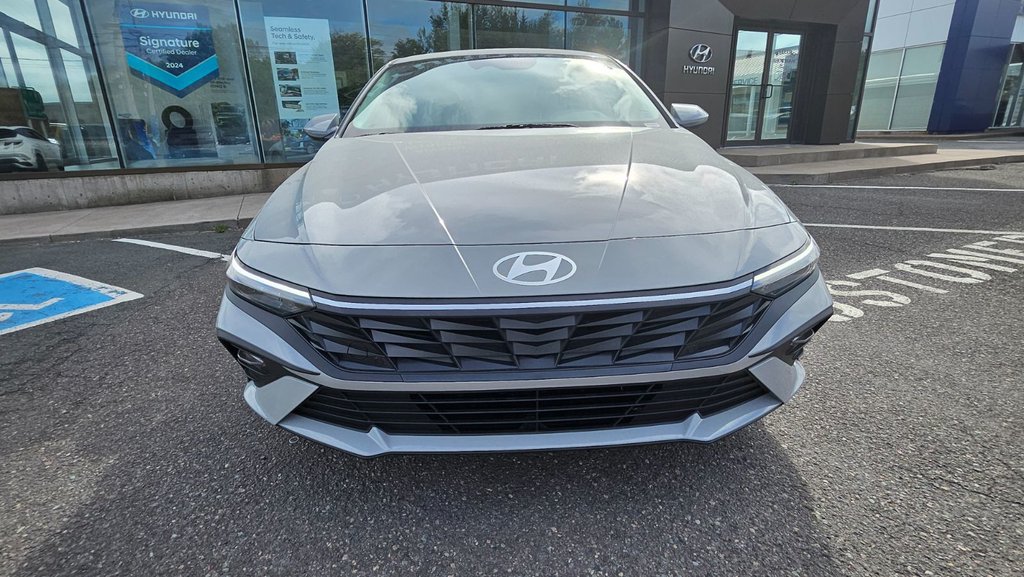 2025 Hyundai Elantra PREFERRED in New Glasgow, Nova Scotia - 8 - w1024h768px