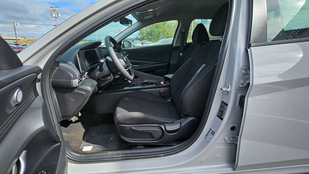 2025 Hyundai Elantra PREFERRED in New Glasgow, Nova Scotia - 11 - w1024h768px
