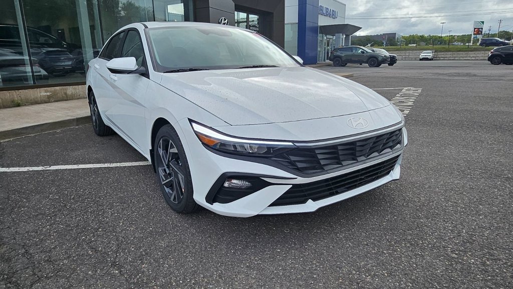 2025 Hyundai Elantra PREFERRED in New Glasgow, Nova Scotia - 7 - w1024h768px