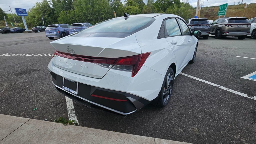 2025 Hyundai Elantra PREFERRED in New Glasgow, Nova Scotia - 5 - w1024h768px