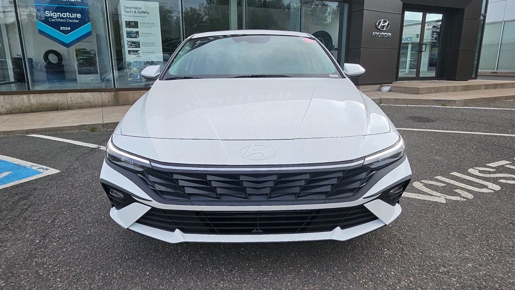 2025 Hyundai Elantra PREFERRED in New Glasgow, Nova Scotia - 8 - w1024h768px