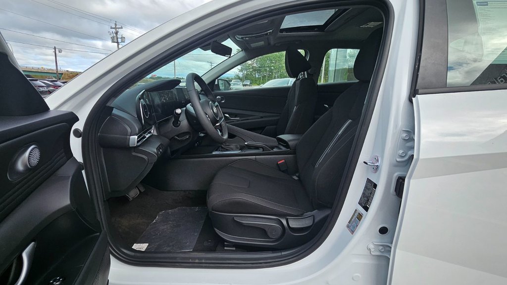 2025 Hyundai Elantra PREFERRED in New Glasgow, Nova Scotia - 11 - w1024h768px