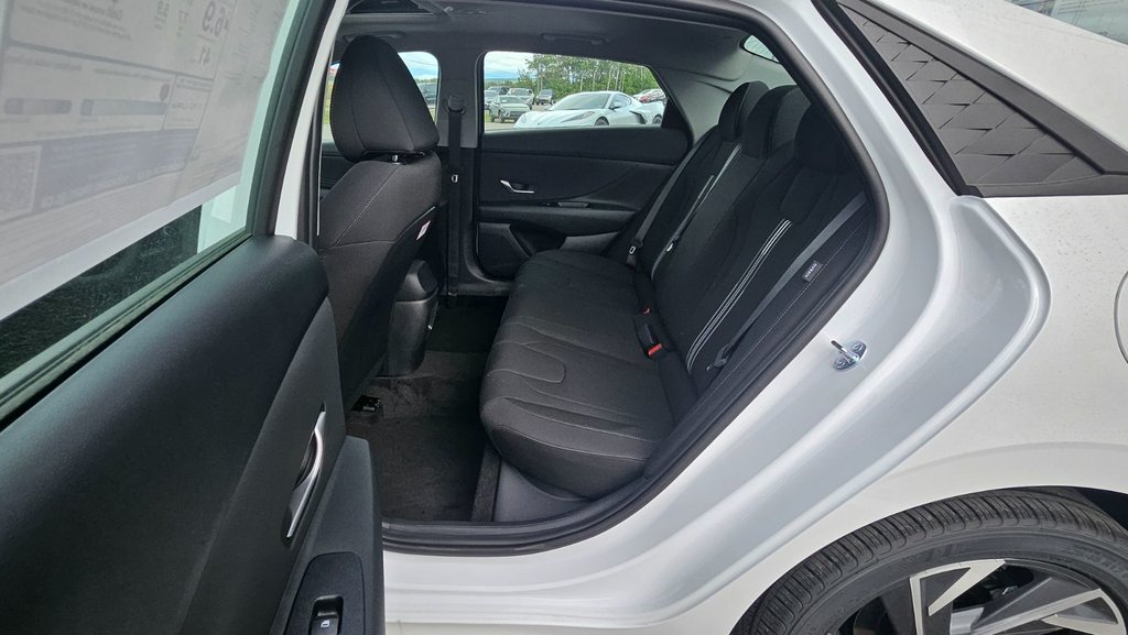 2025 Hyundai Elantra PREFERRED in New Glasgow, Nova Scotia - 12 - w1024h768px