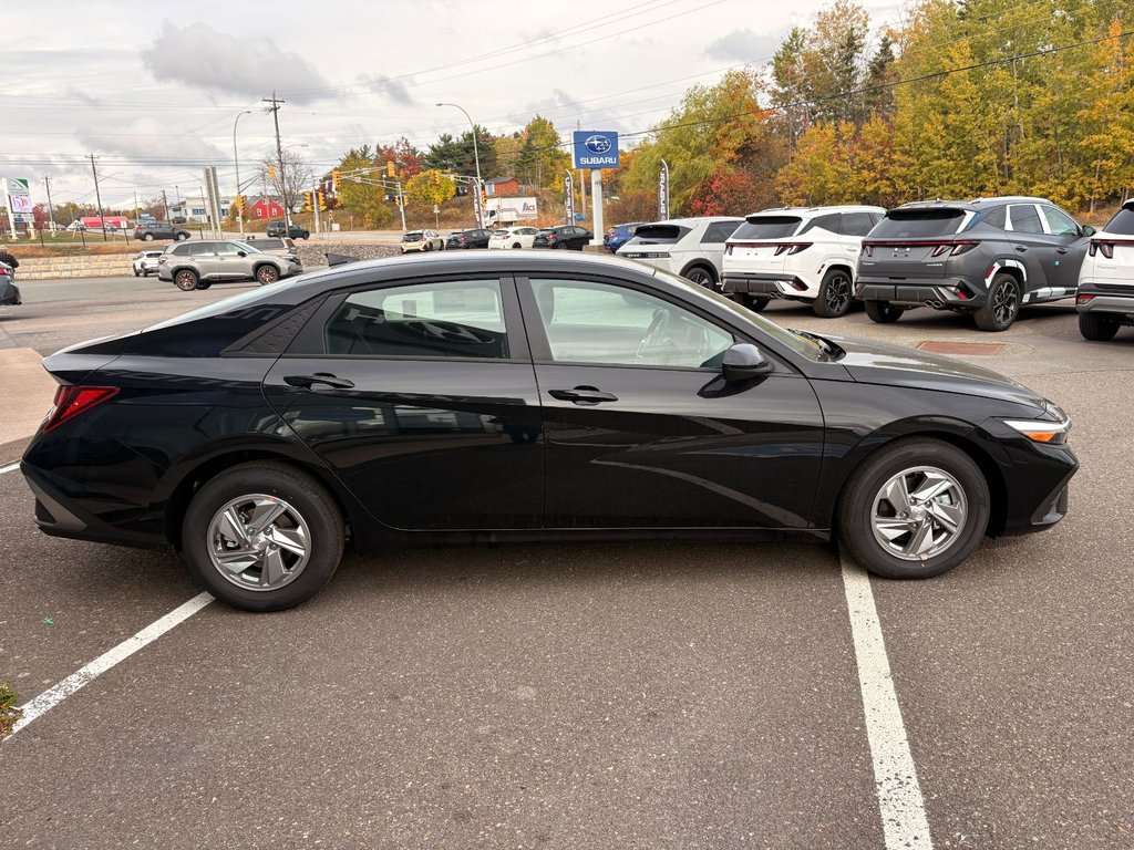 Hyundai ELANTRA ESSENTIAL 2025 à New Glasgow, Nouvelle-Écosse - 7 - w1024h768px