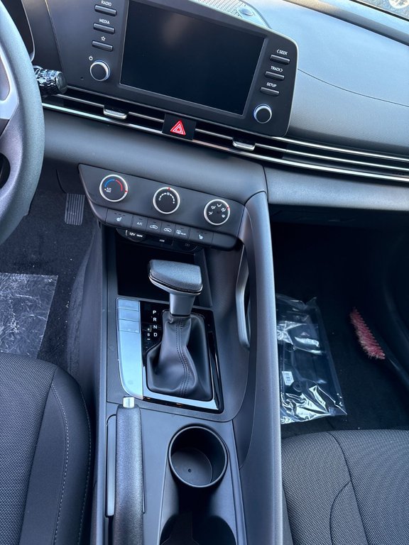 2026 Hyundai ELANTRA ESSENTIAL in New Glasgow, Nova Scotia - 9 - w1024h768px