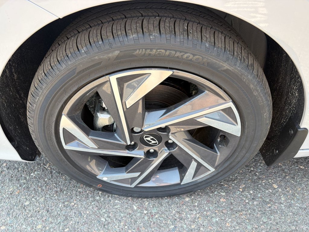 2026 Hyundai ELANTRA PREFERRED in New Glasgow, Nova Scotia - 14 - w1024h768px