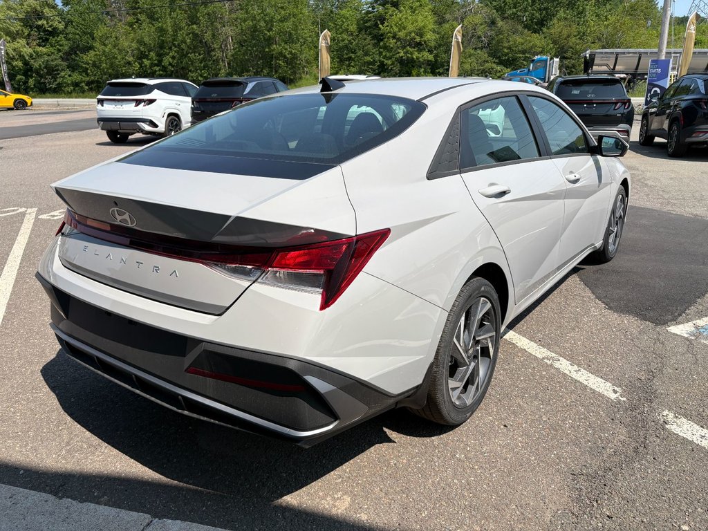2026 Hyundai ELANTRA PREFERRED in New Glasgow, Nova Scotia - 5 - w1024h768px
