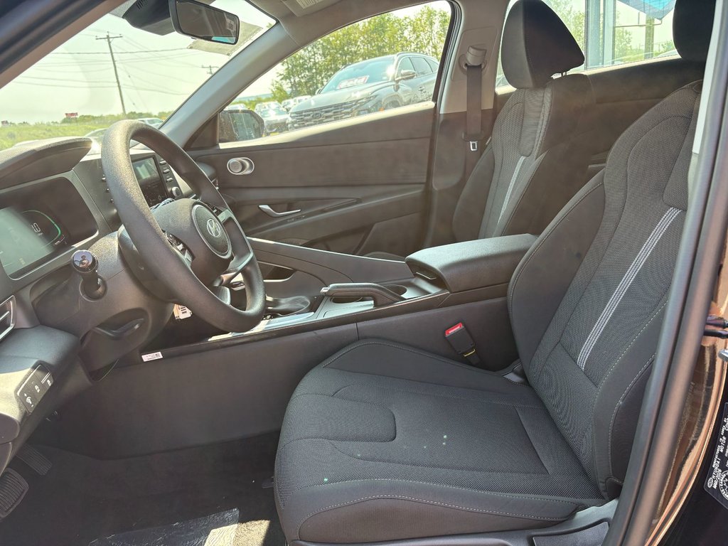 2026 Hyundai ELANTRA ESSENTIAL in New Glasgow, Nova Scotia - 12 - w1024h768px