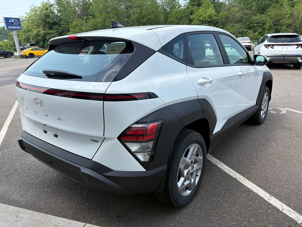 2026 Hyundai KONA ESSENTIAL in New Glasgow, Nova Scotia - 5 - w1024h768px