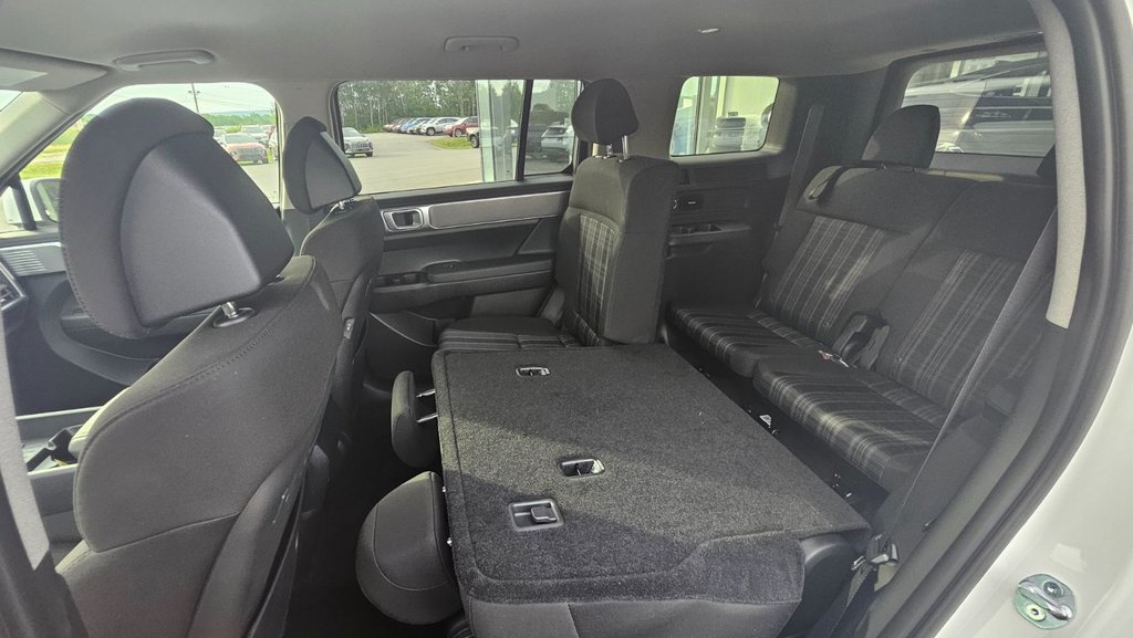 2025 Hyundai Santa Fe Hybrid PREFERRED in New Glasgow, Nova Scotia - 13 - w1024h768px