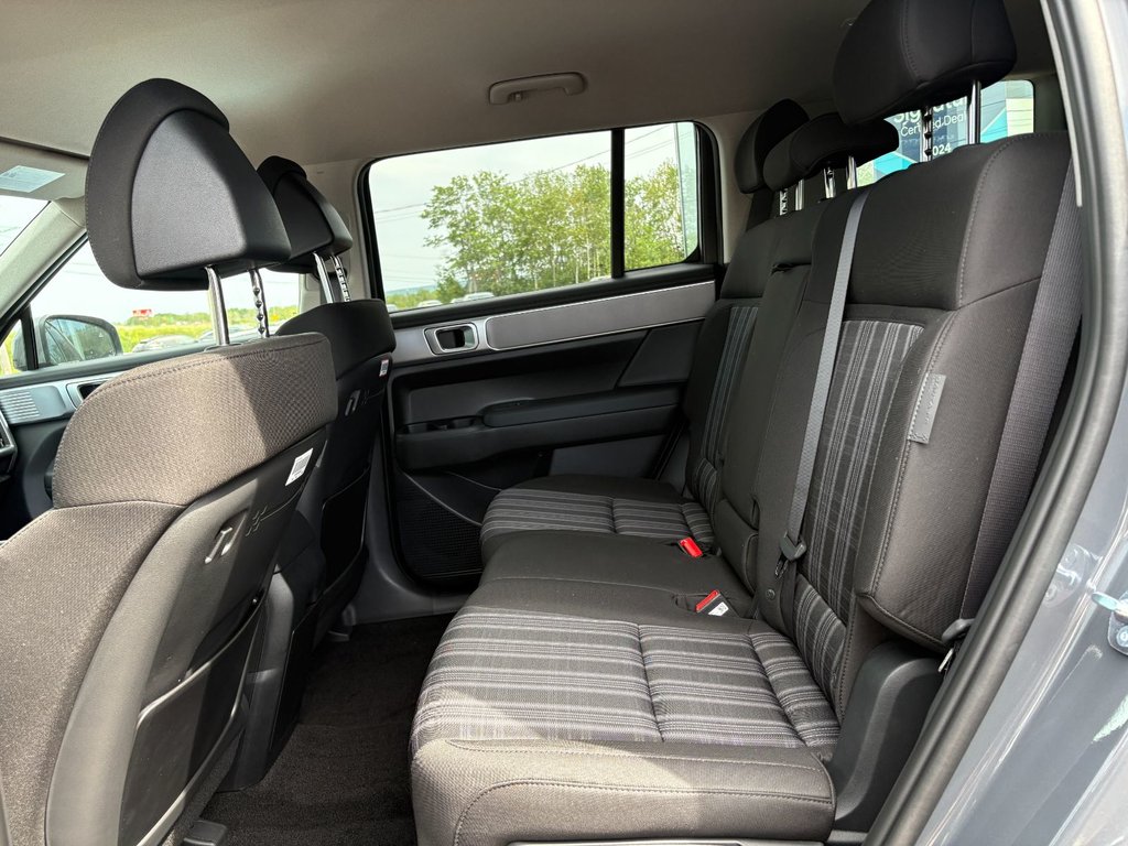 2026 Hyundai SANTA FE HYBRID PREFERRED in New Glasgow, Nova Scotia - 13 - w1024h768px