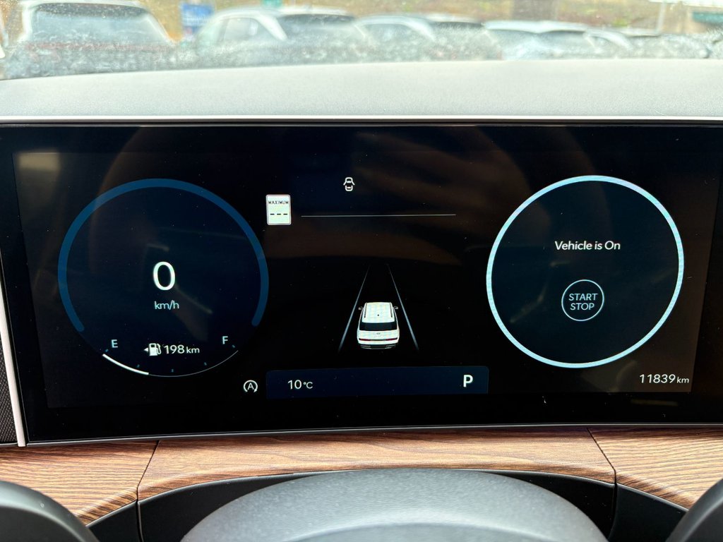 2025 Hyundai SANTA FE LUXURY in New Glasgow, Nova Scotia - 9 - w1024h768px