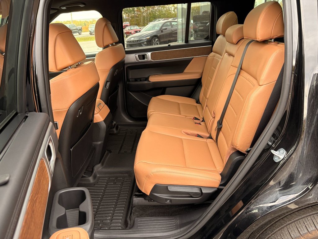 2025 Hyundai SANTA FE LUXURY in New Glasgow, Nova Scotia - 12 - w1024h768px