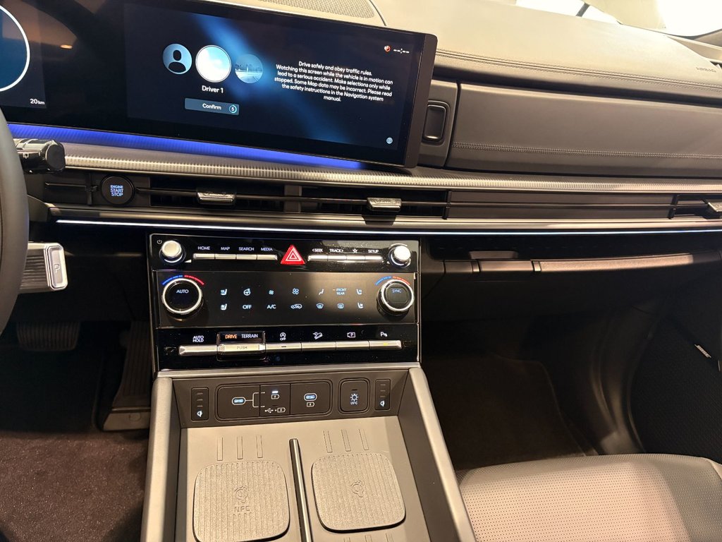 2025 Hyundai SANTA FE ULTIMATE CALLIGRAPHY in New Glasgow, Nova Scotia - 12 - w1024h768px