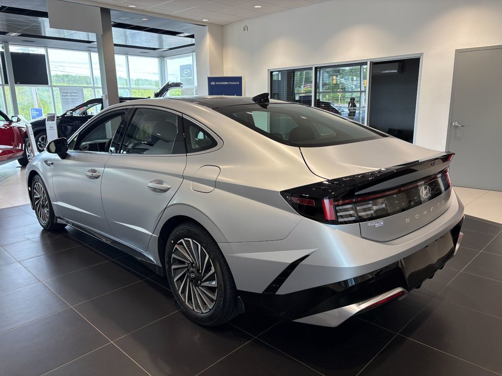 2026 Hyundai SONATA HYBRID PREFERRED-TREND in New Glasgow, Nova Scotia - 3 - w1024h768px