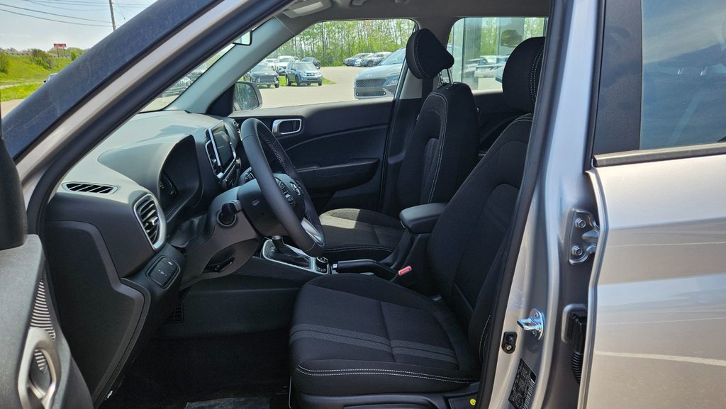 2025 Hyundai Venue PREFERRED in New Glasgow, Nova Scotia - 12 - w1024h768px