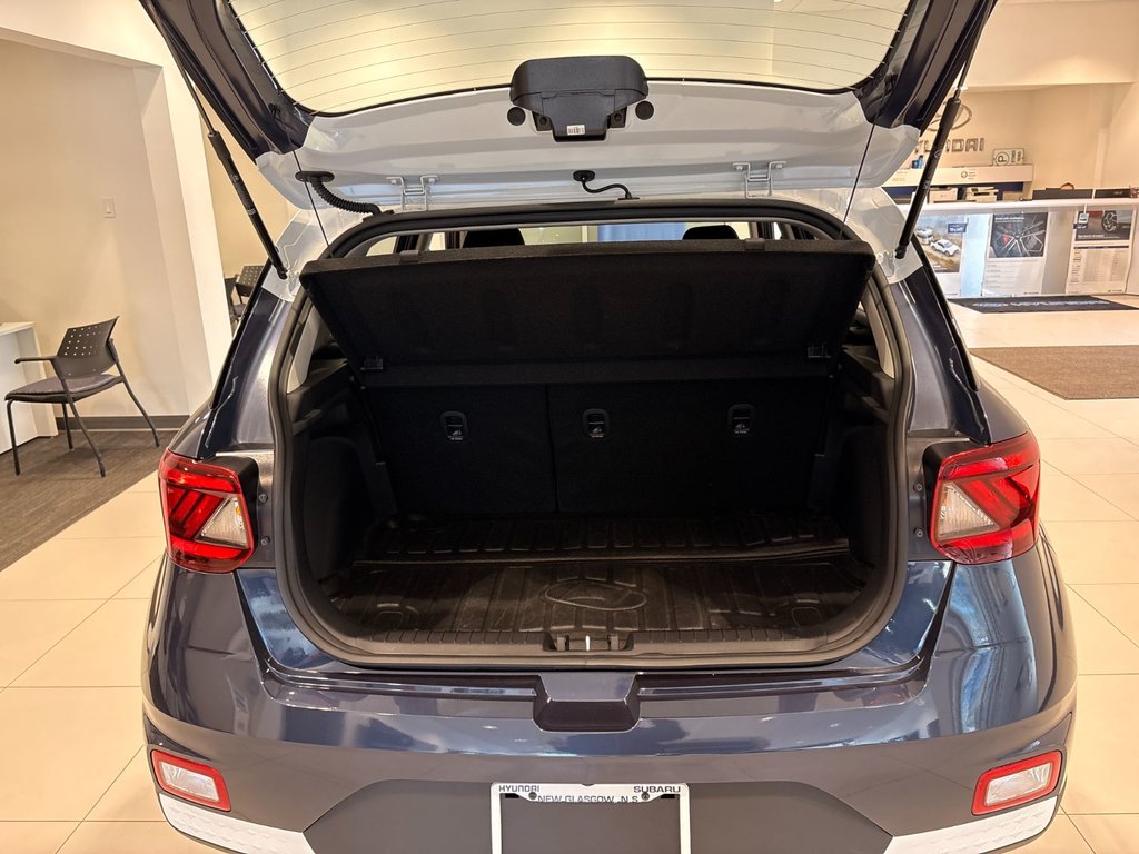 2026 Hyundai VENUE PREFERRED in New Glasgow, Nova Scotia - 4 - w1024h768px