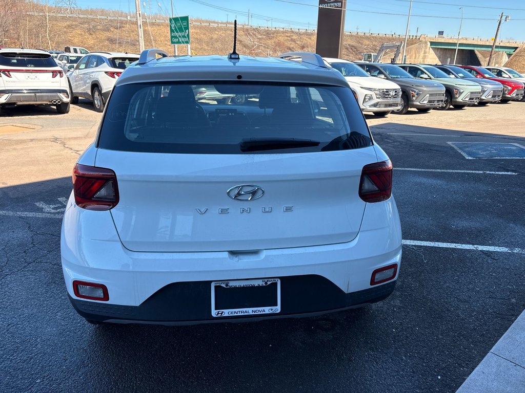 2026 Hyundai VENUE PREFERRED in New Glasgow, Nova Scotia - 4 - w1024h768px