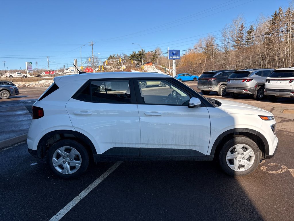 2026 Hyundai VENUE ESSENTIAL in New Glasgow, Nova Scotia - 6 - w1024h768px