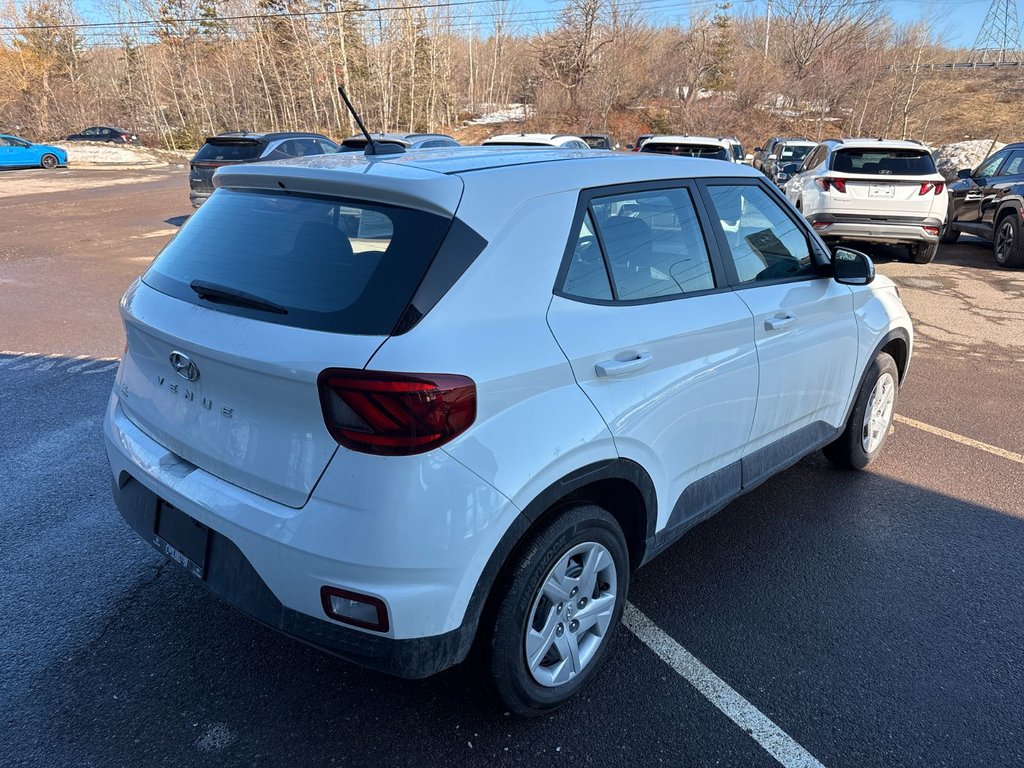2026 Hyundai VENUE ESSENTIAL in New Glasgow, Nova Scotia - 5 - w1024h768px