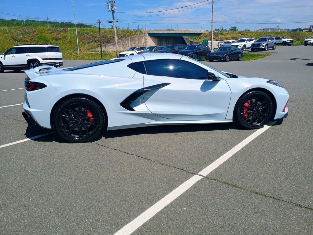Chevrolet Corvette 2LT 2023 à New Glasgow, Nouvelle-Écosse - 7 - w1024h768px