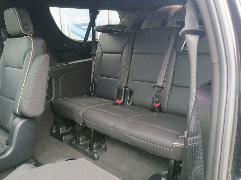 2023 Chevrolet SUBURBAN PREMIER in New Glasgow, Nova Scotia - 14 - w1024h768px